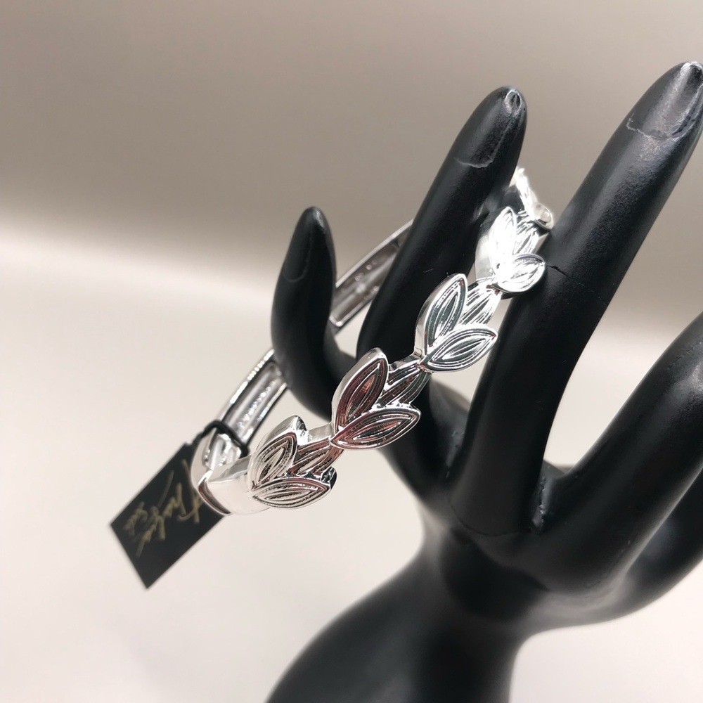 Thalia Sodi Silver-Tone Leaf Stretch Bracelet - Picture 3 of 5